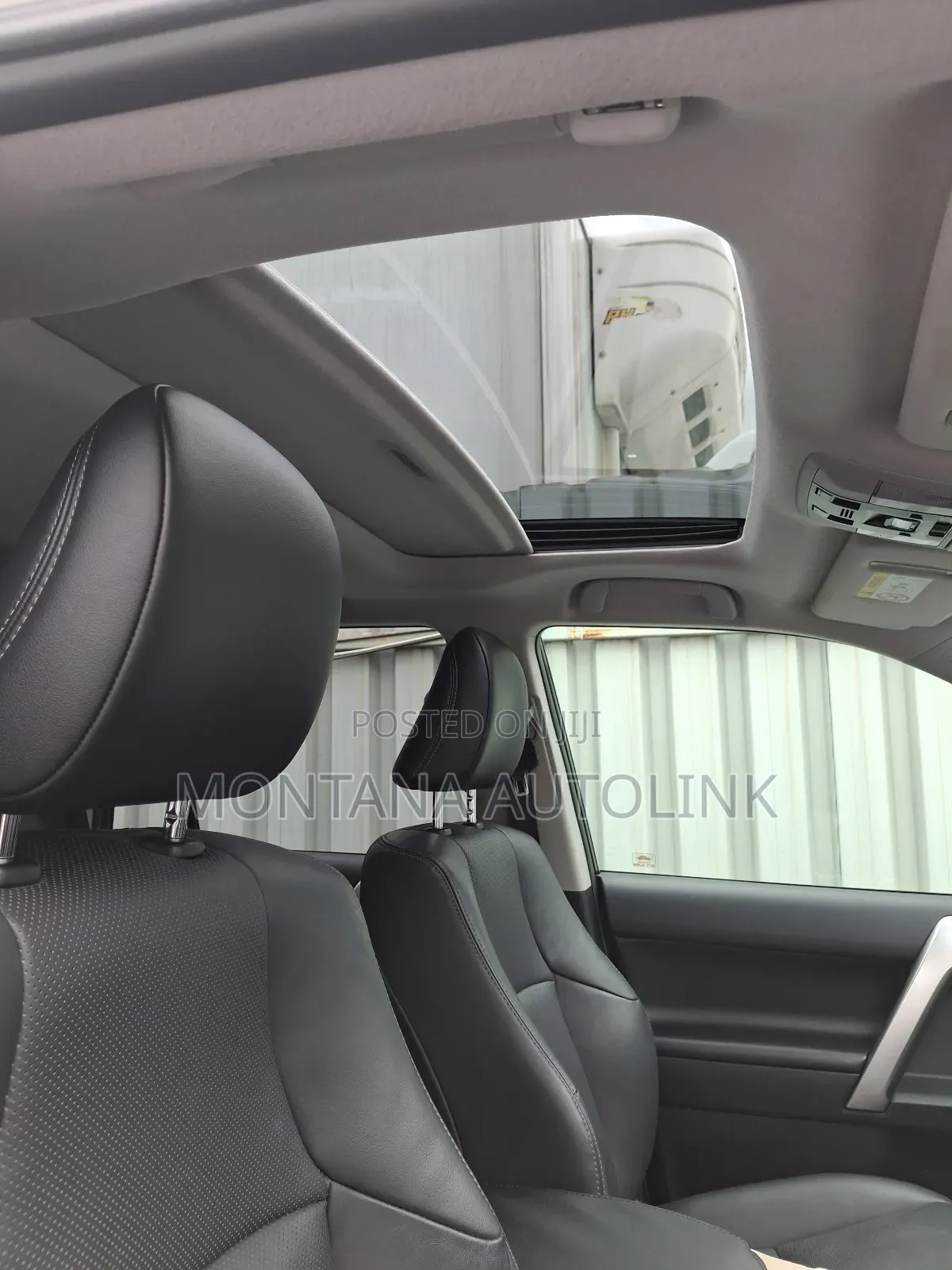 Toyota Land Cruiser Prado 2.7 2021 Pearl