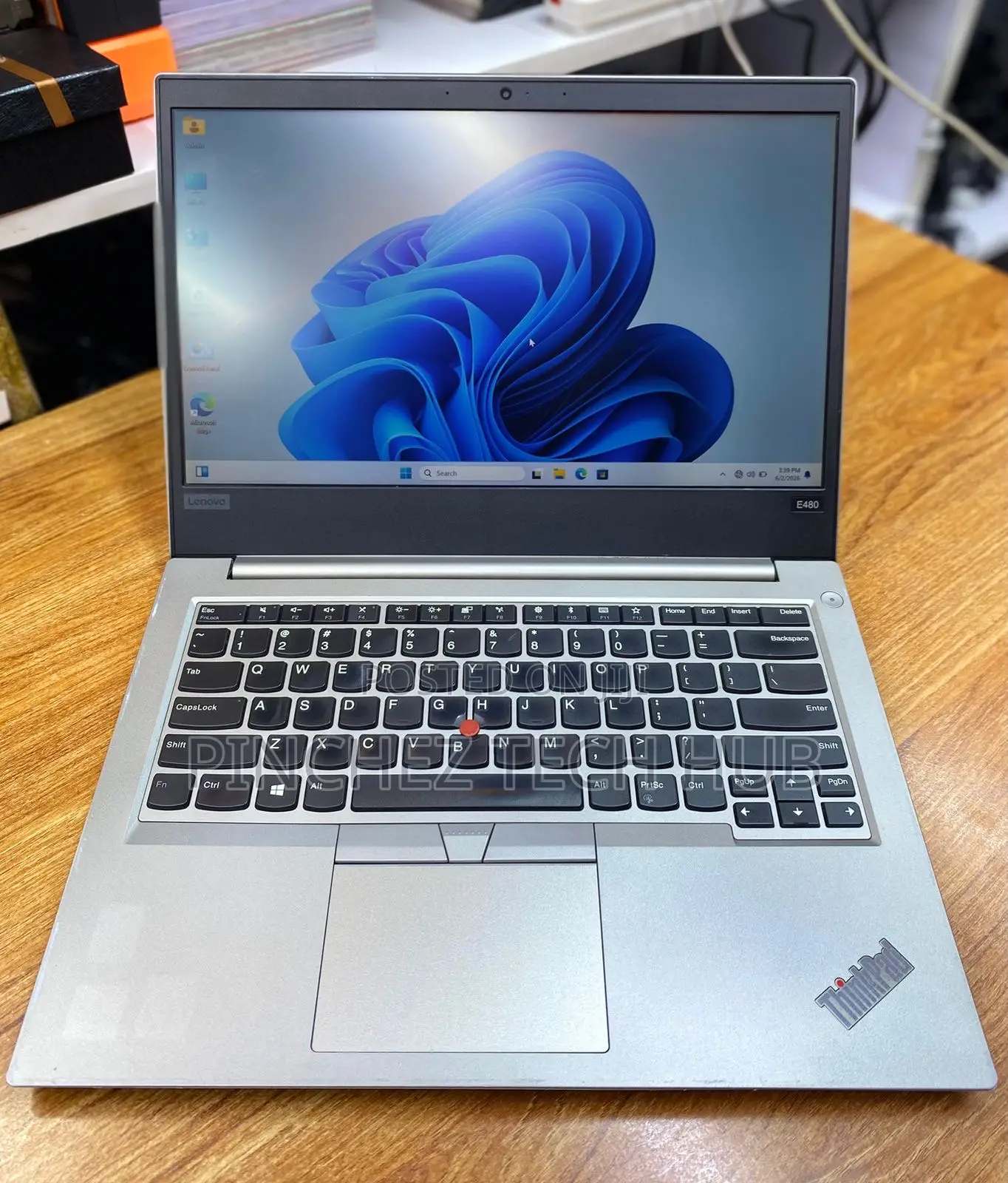 Laptop Lenovo ThinkPad E480 8GB Intel Core i5 SSD 256GB