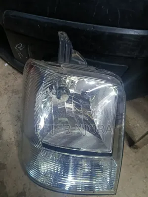 Suzuki Every Headlight