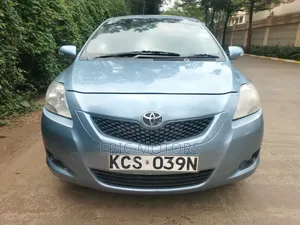 Toyota Belta 2011 Blue