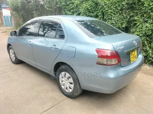 Toyota Belta 2011 Blue