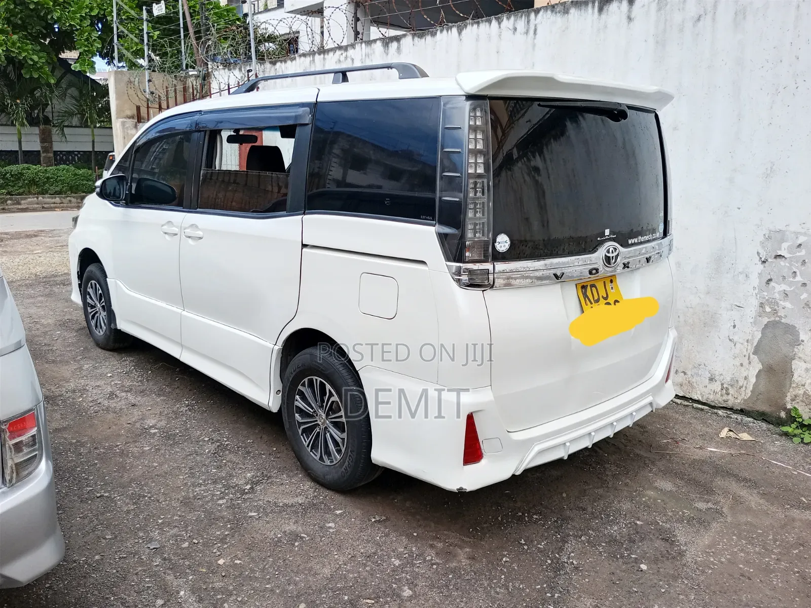 Toyota Voxy 2015 White