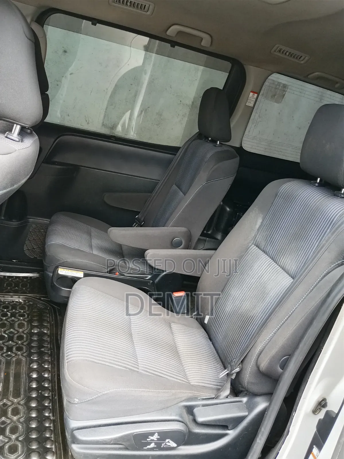 Toyota Voxy 2015 White