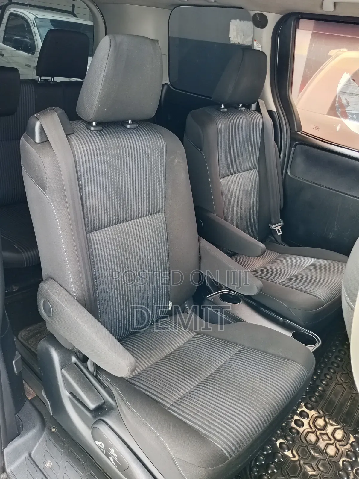 Toyota Voxy 2015 White