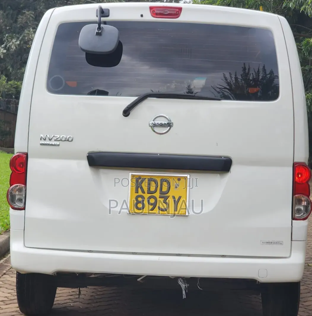 Nissan NV200 2014 White