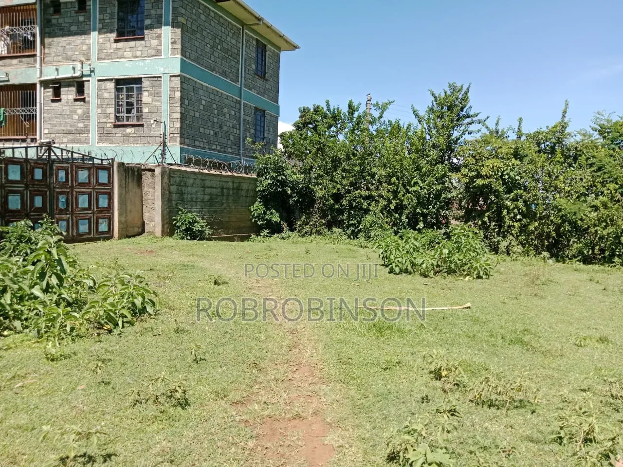 0.75 Acre Parcel in Maboleo 200m From Tarmac