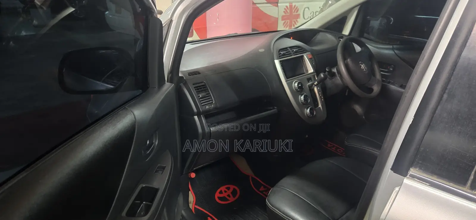 Toyota Ractis 2008 Silver