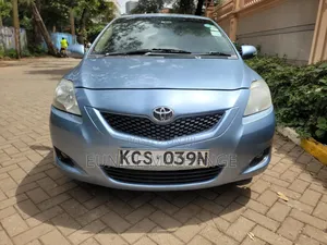 Toyota Belta 2011 Blue