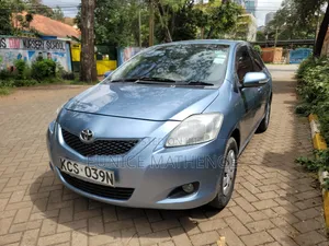 Toyota Belta 2011 Blue