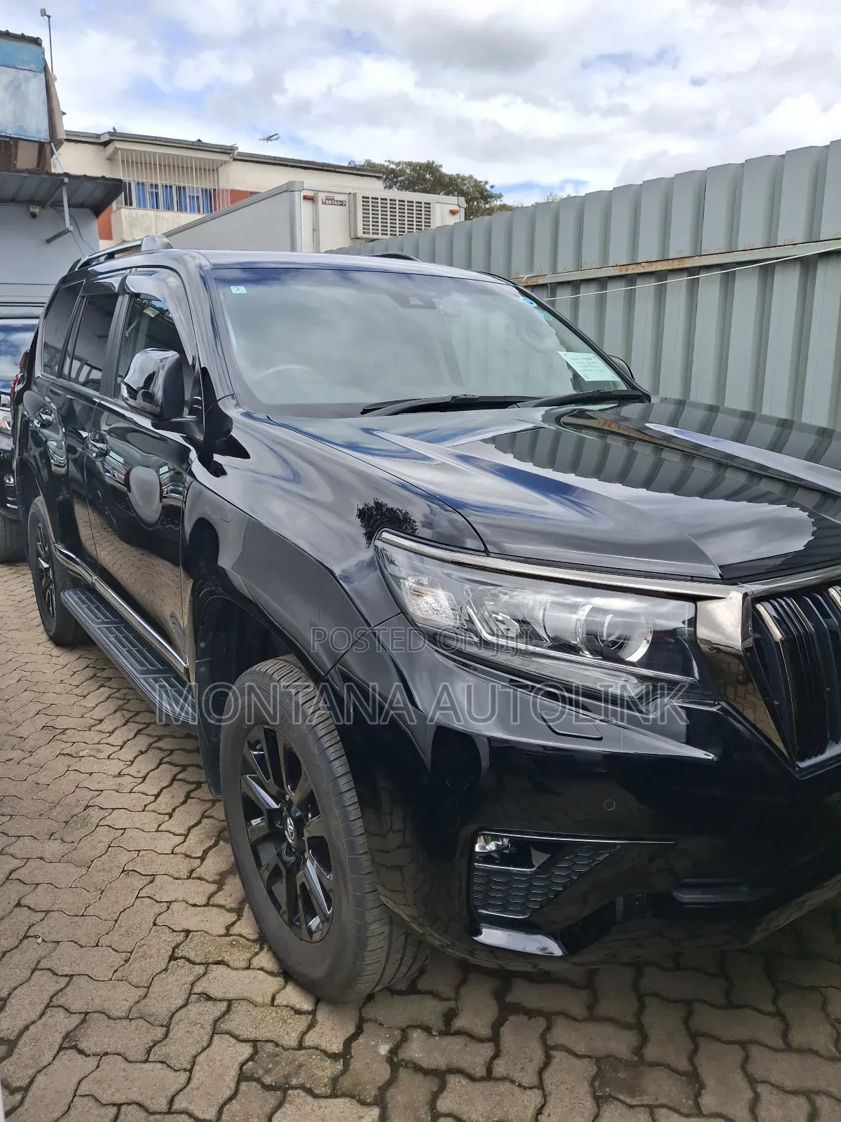 Toyota Land Cruiser Prado 2.7 2022 Black