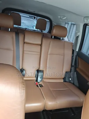 Toyota Land Cruiser Prado 2.7 2022 Black