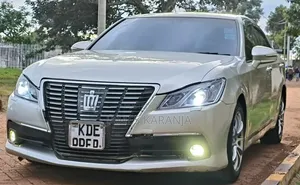 Toyota Crown 2014 Silver
