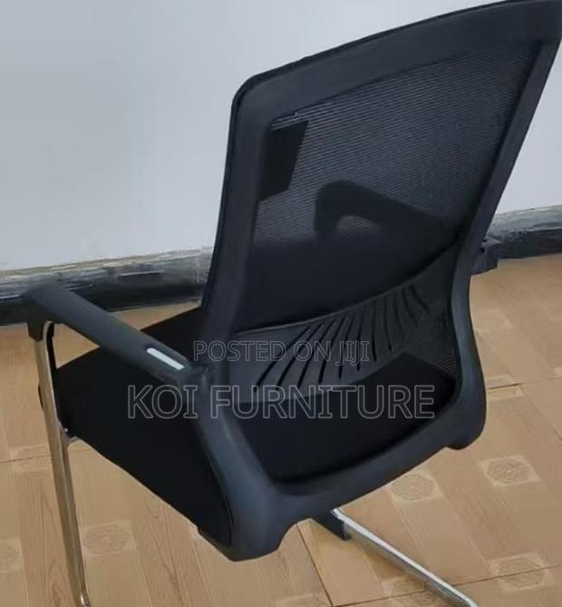 Office Chairs; Mesh Office Visitors Reception Chair With Sledbases - thumbnail 4