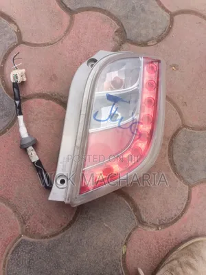 Daihatsu Mira Tail Light