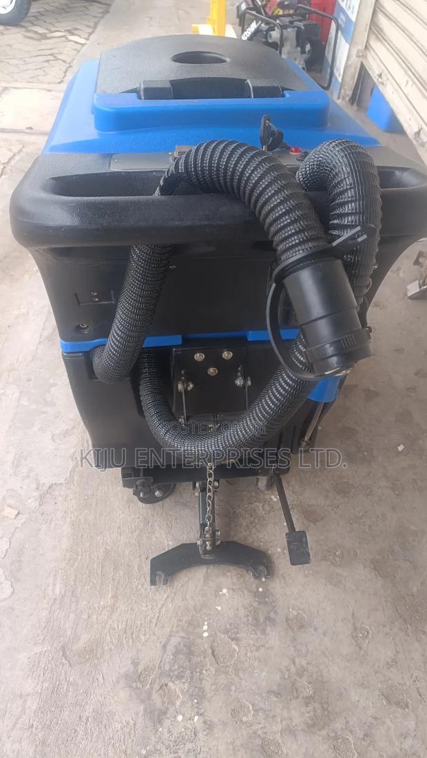 Aico Industrial Floor Scrubber Machine - thumbnail 3