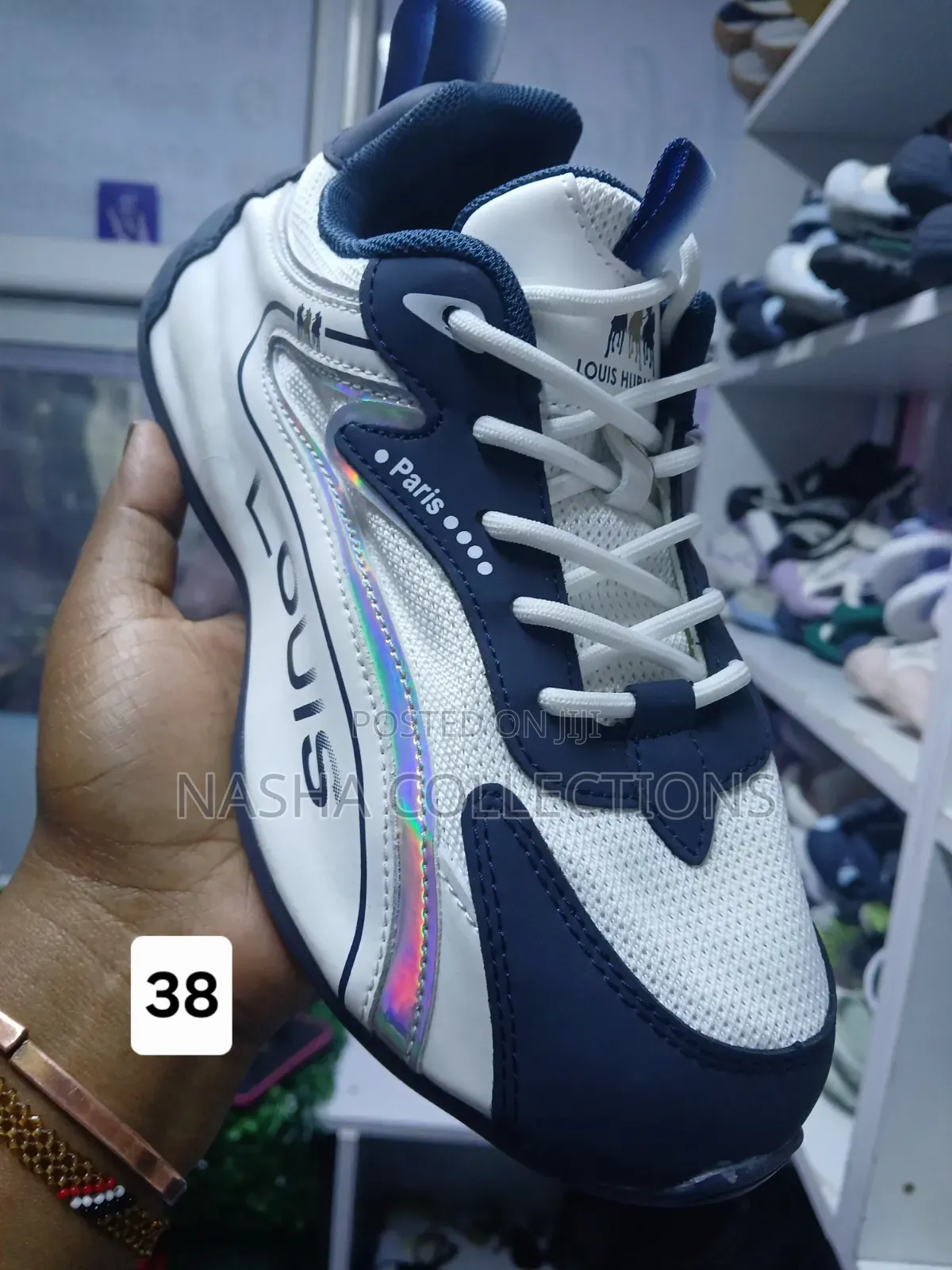 Clean Creme Sneakers