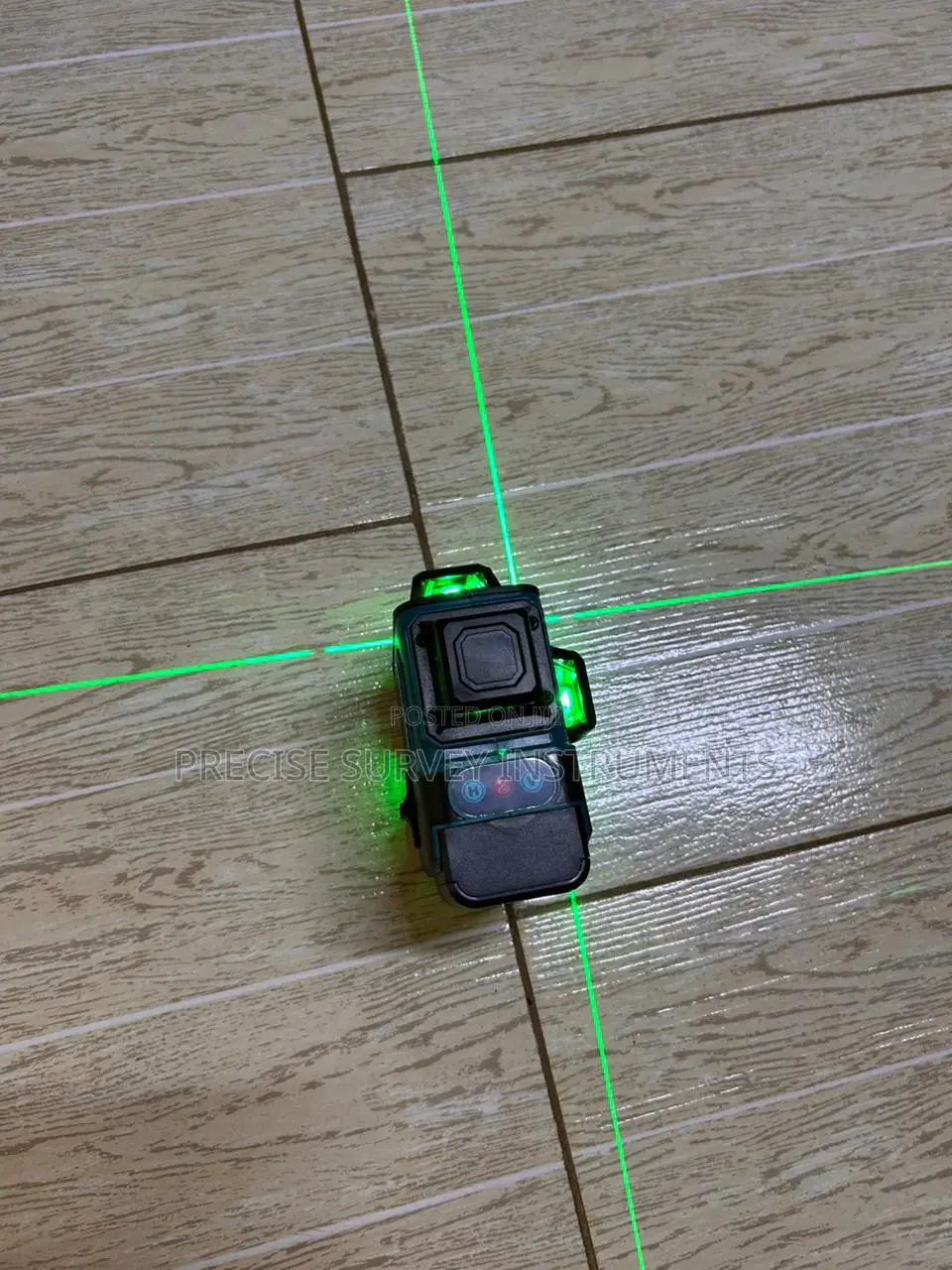 16-Line Laser Level – High Precision Green Beam