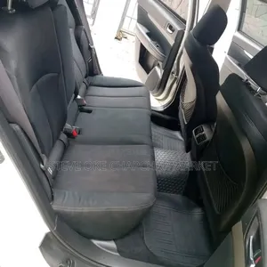 Toyota Voxy 2015 Silver