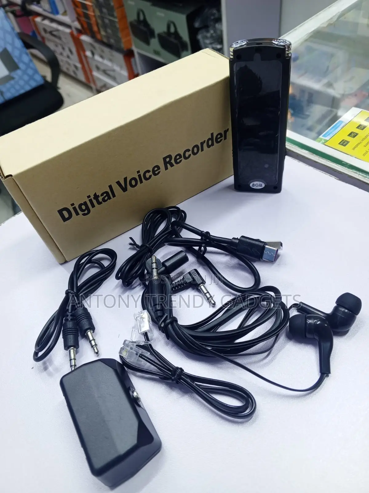 8gb Digital Voice Recorder Portable Audio Recorder With LCD