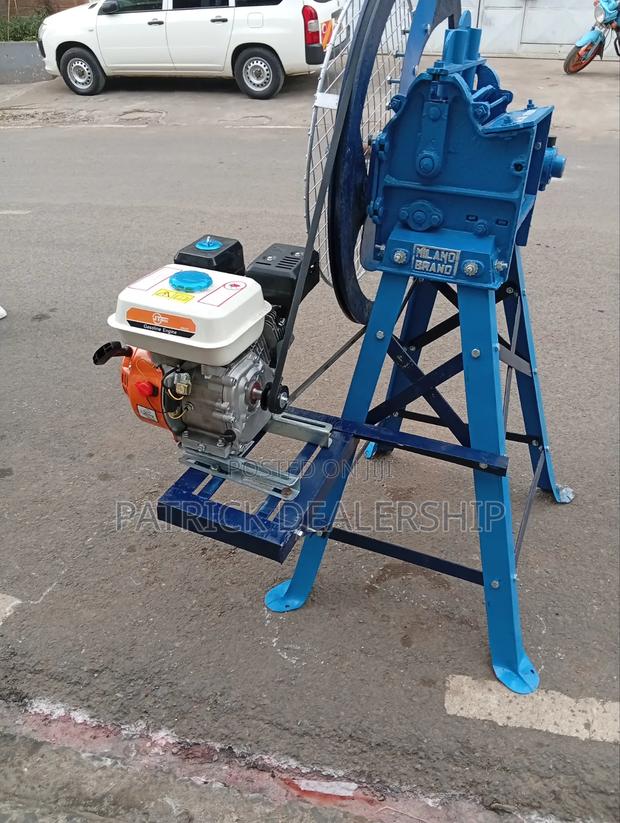Milano 3 Blade Chaff Cutter