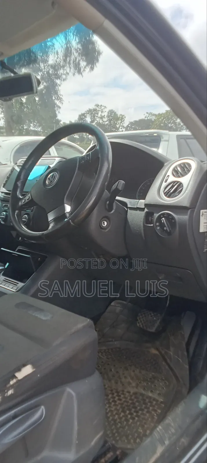Volkswagen Tiguan 2009 Black
