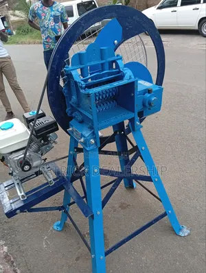 Engine Driven Chaff Cutter