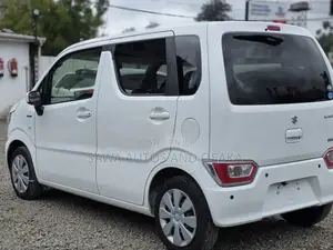 Suzuki Wagon R 2019 White