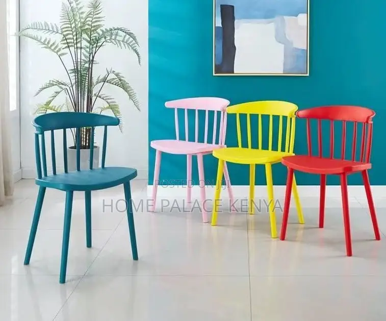 Dining Chair: Armless Plastic Stacking Chair for Café