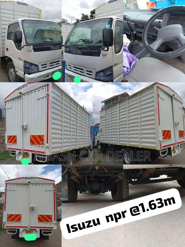 Isuzu NPR Safi