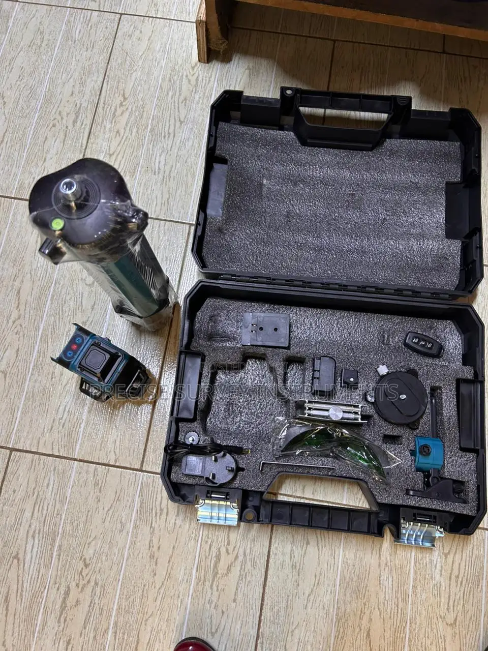 Professional 16-Line Laser Level With 360° Coverage