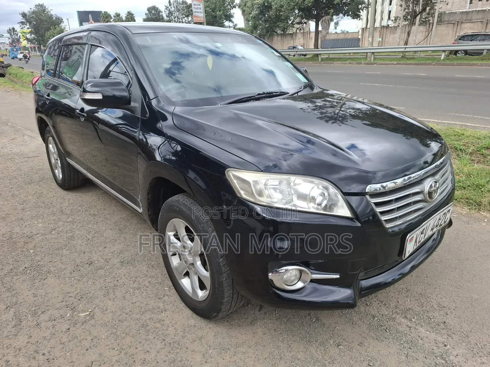 Toyota Vanguard 2012 Black