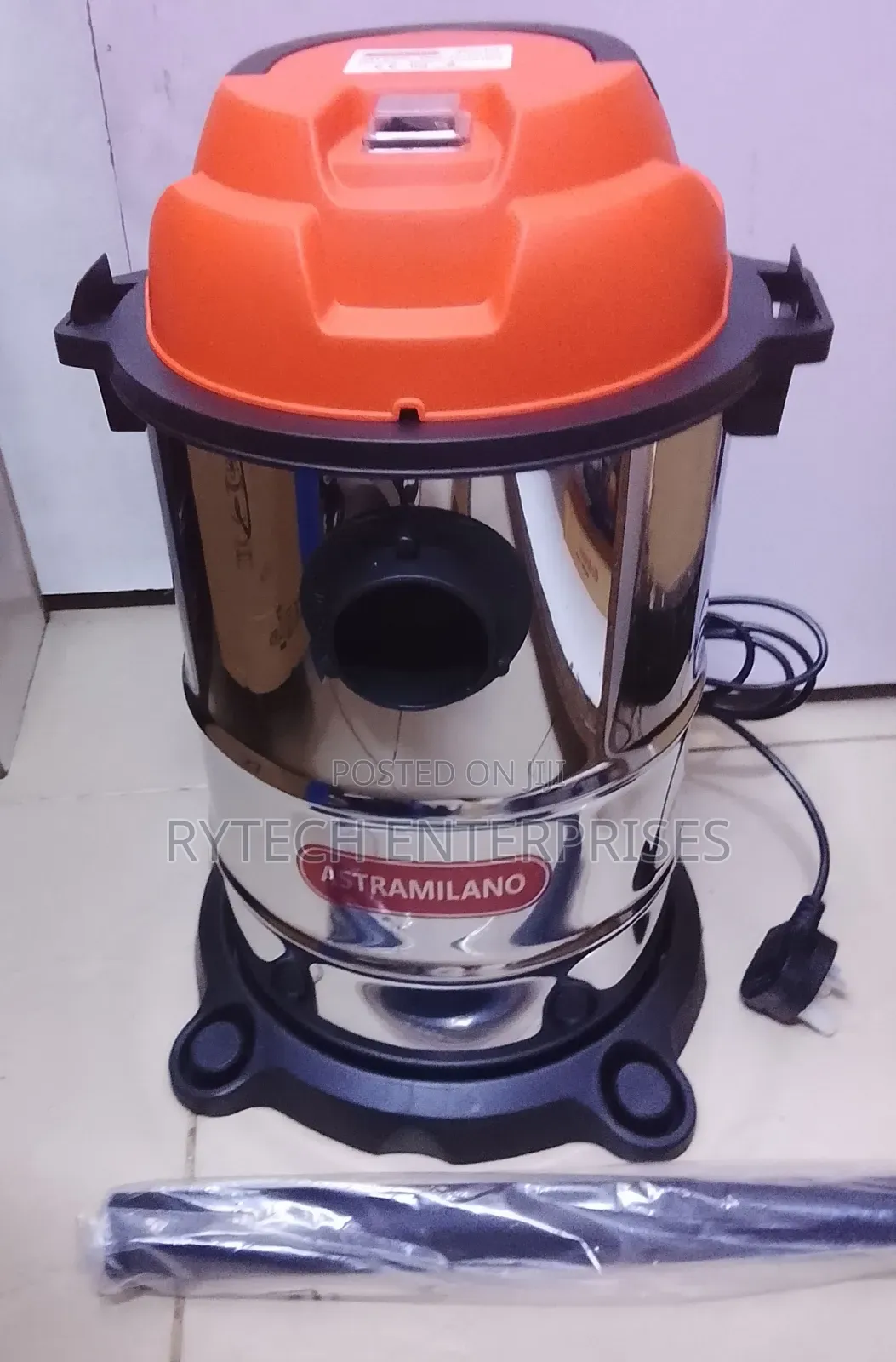 Astramilano 20litres Wet and Dry Vacuum Cleaner