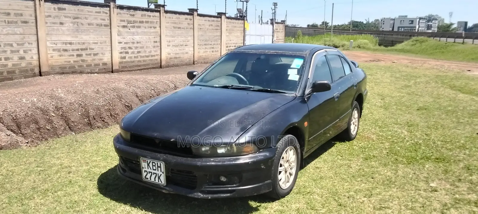 Mitsubishi Galant 2000 Black