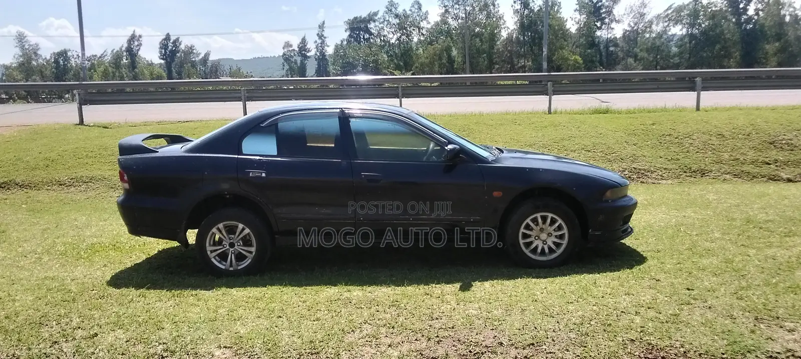 Mitsubishi Galant 2000 Black