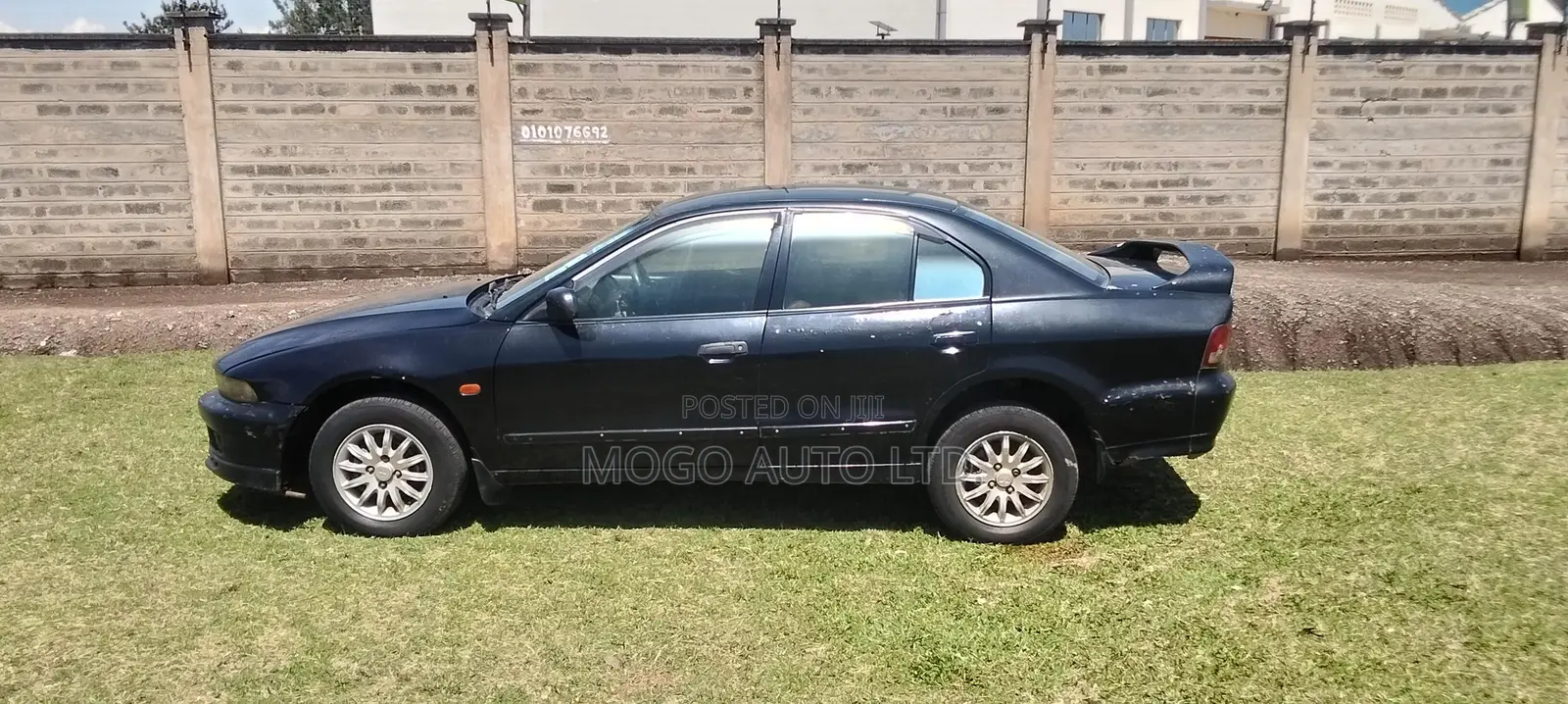 Mitsubishi Galant 2000 Black