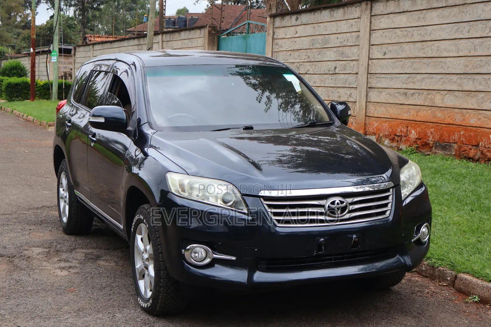 Toyota Vanguard 2012