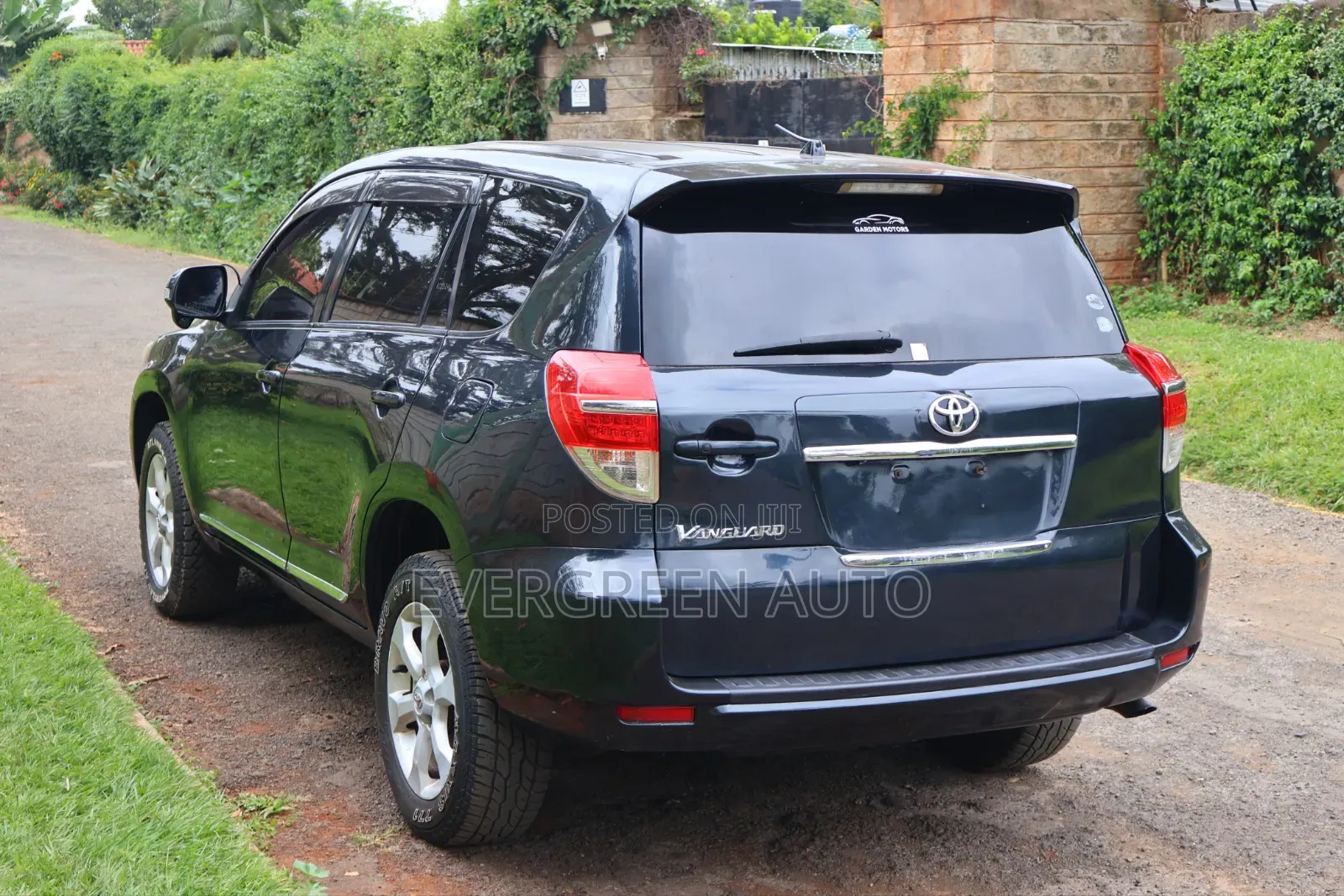 Toyota Vanguard 2012