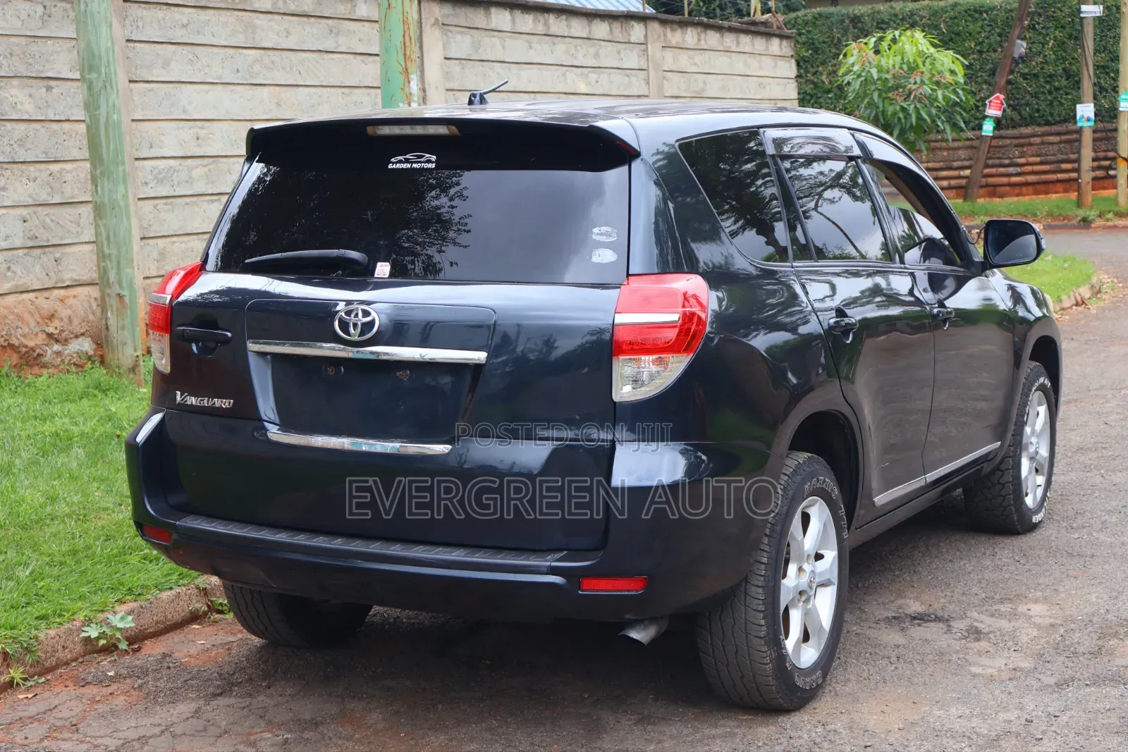 Toyota Vanguard 2012