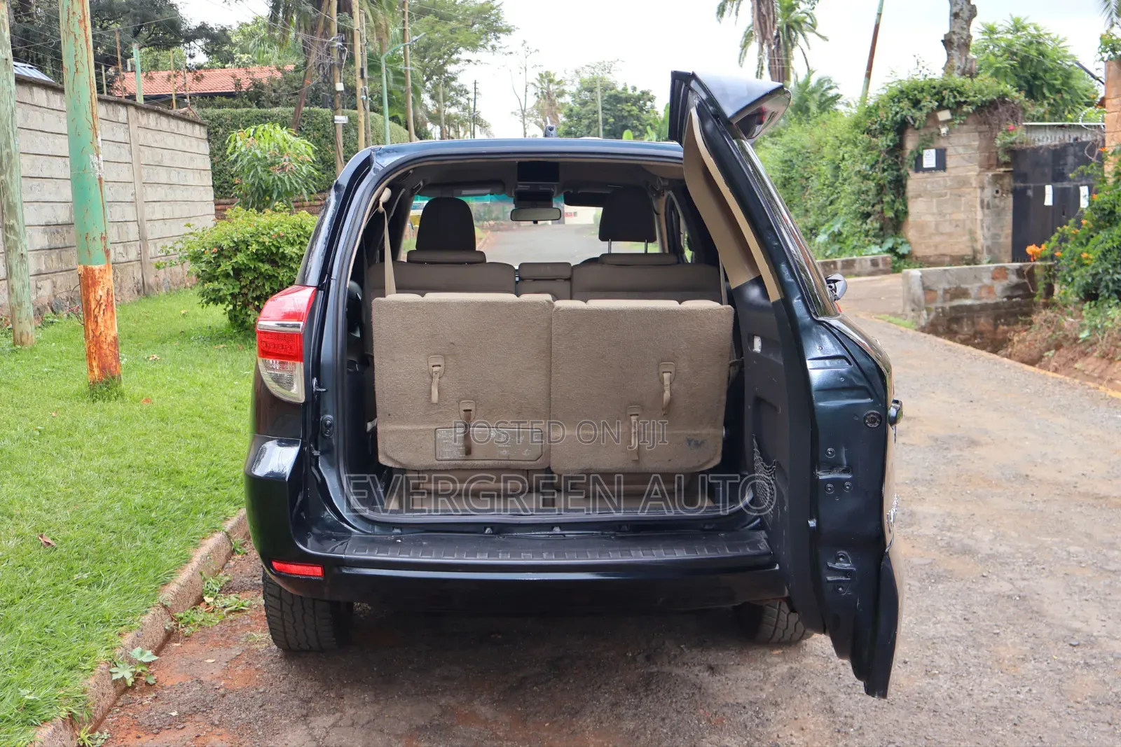 Toyota Vanguard 2012