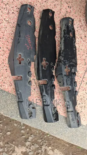 Harrier 240 Radiator Top Cover