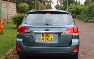 Subaru Outback 2.5i 2011 Blue