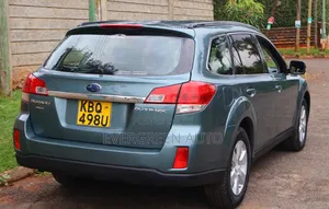 Subaru Outback 2.5i 2011 Blue
