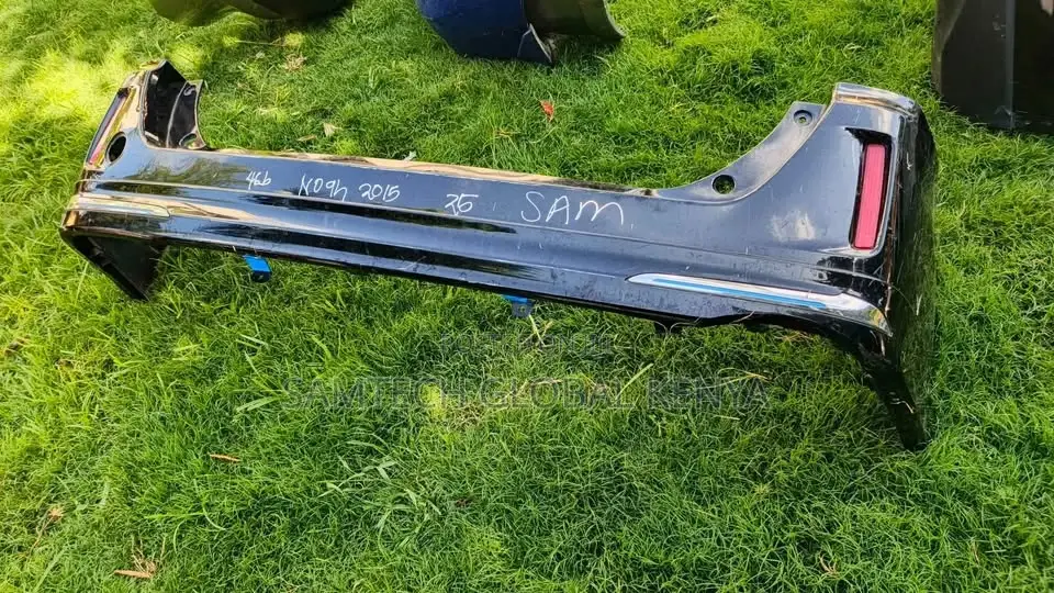 Noah 2015 Super Flawless Back Bumper