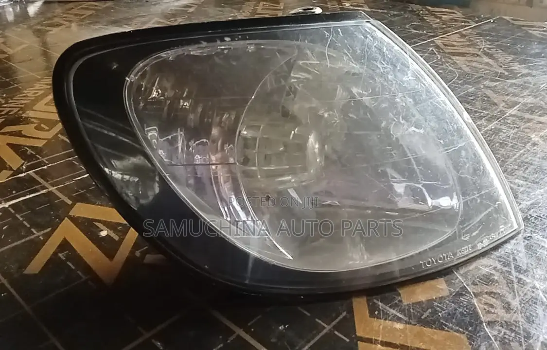 Corner Light Toyota Spacio