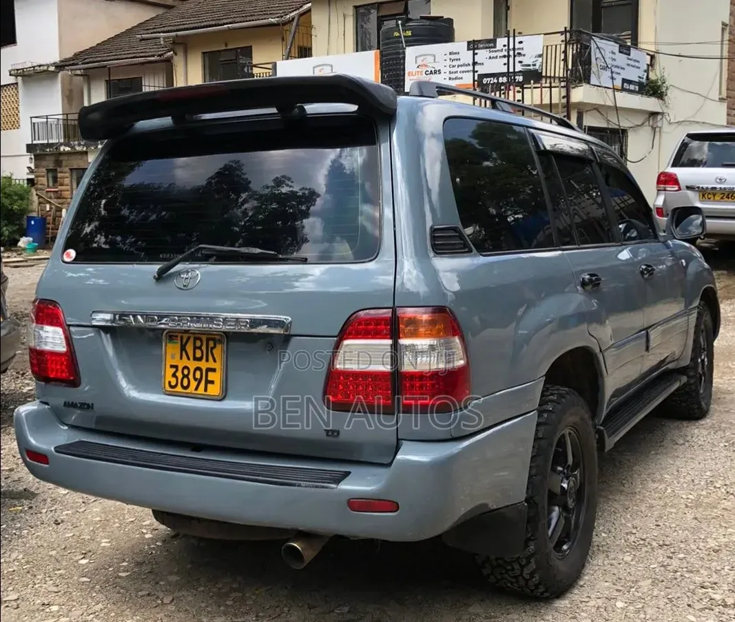 Toyota Land Cruiser 2007 Blue