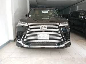 Lexus LX 600 2022 Black