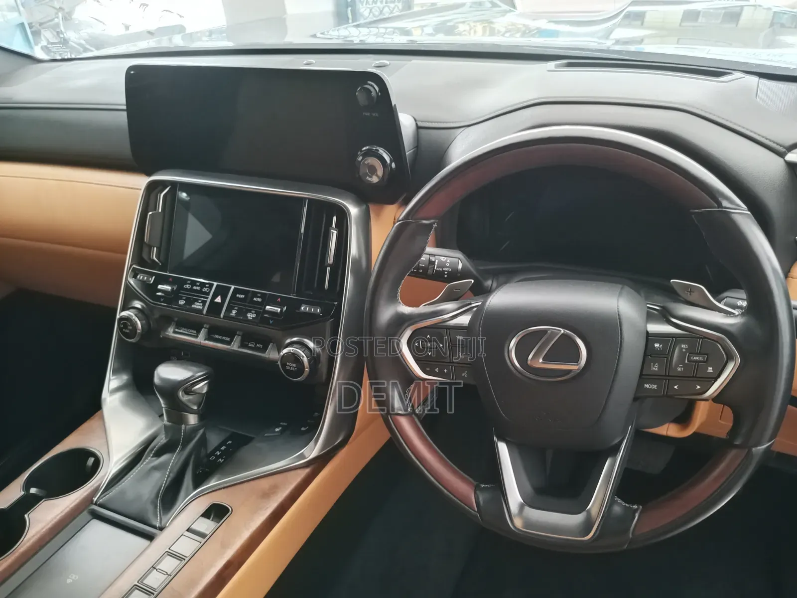 Lexus LX 600 2022 Black