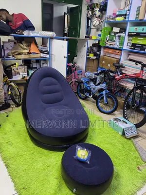 Inflatable Seat With Footrest