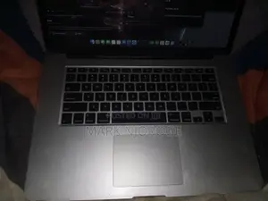 Laptop Apple MacBook Pro 16GB Intel Core i7 SSD 256GB
