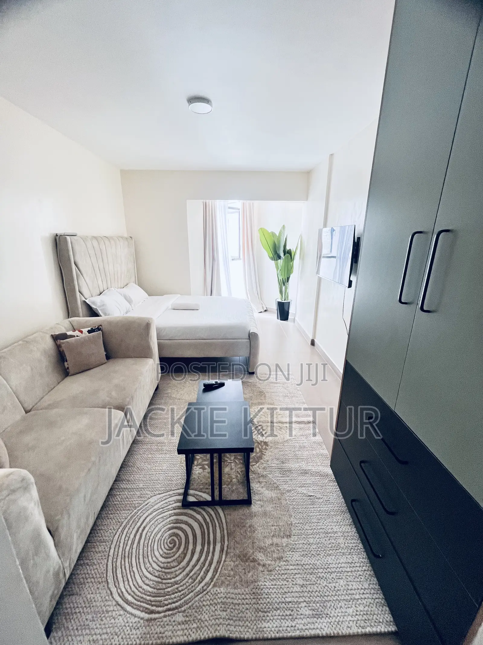 Executive Studio South B